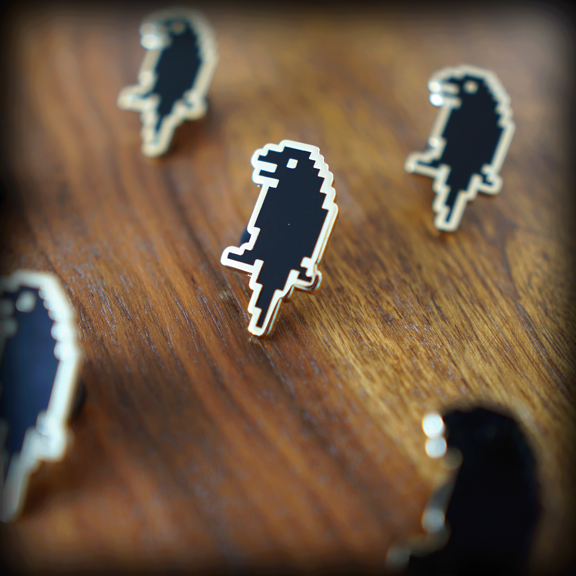 Crow Pin • Look Left